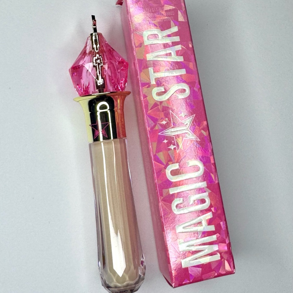 Magic Star Concealer NEW in C3.5